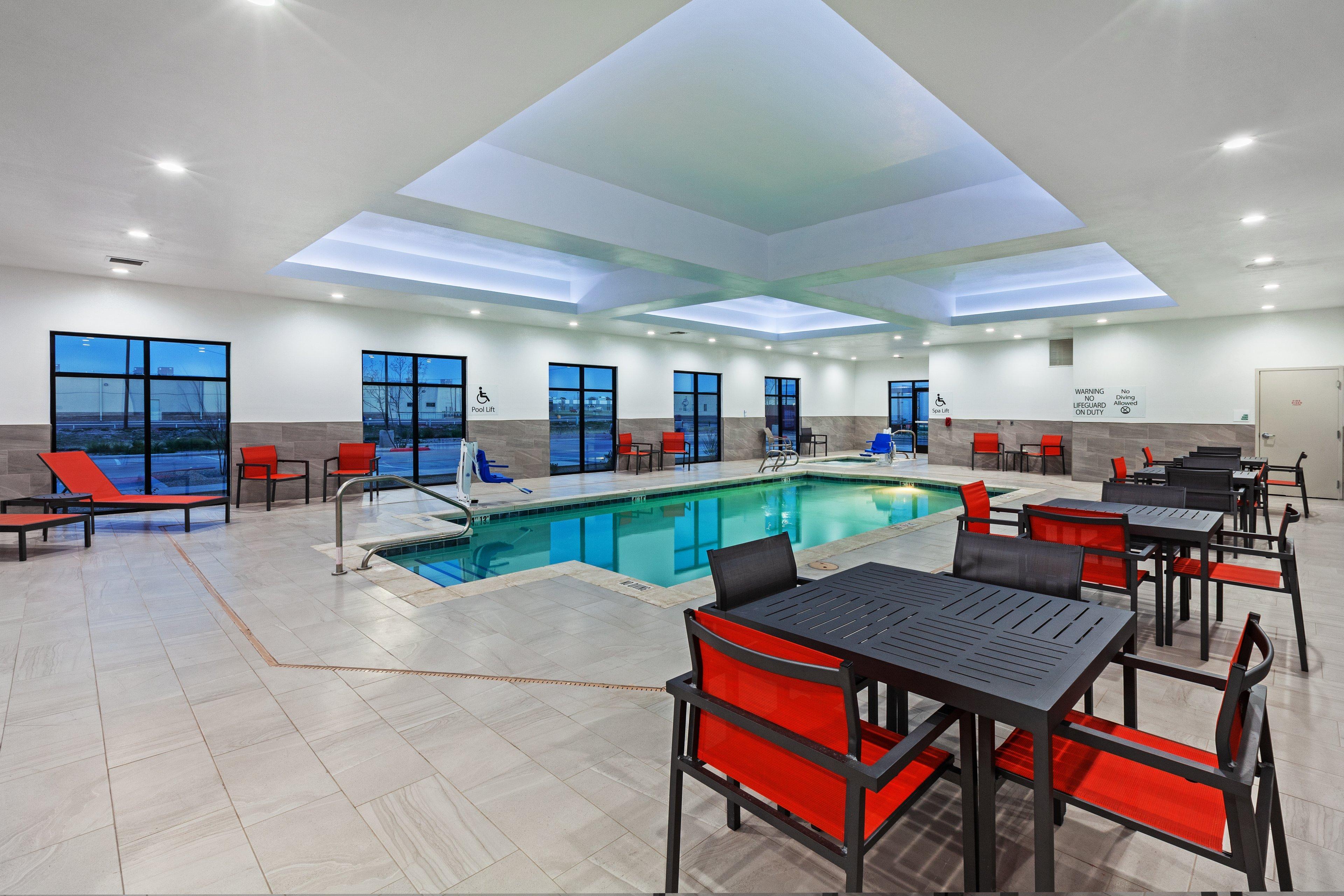 Holiday Inn Lubbock South By Ihg Bagian luar foto