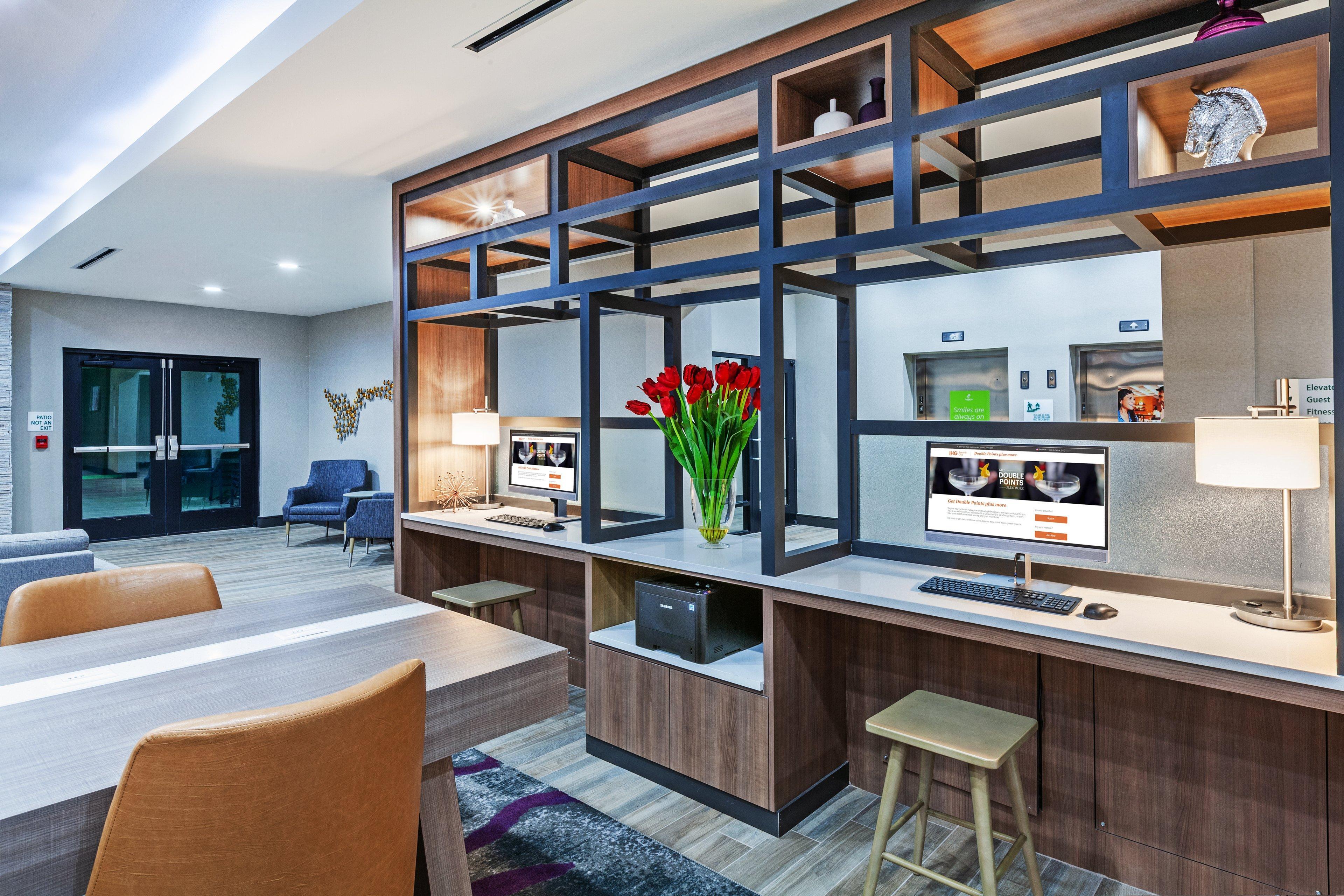 Holiday Inn Lubbock South By Ihg Bagian luar foto
