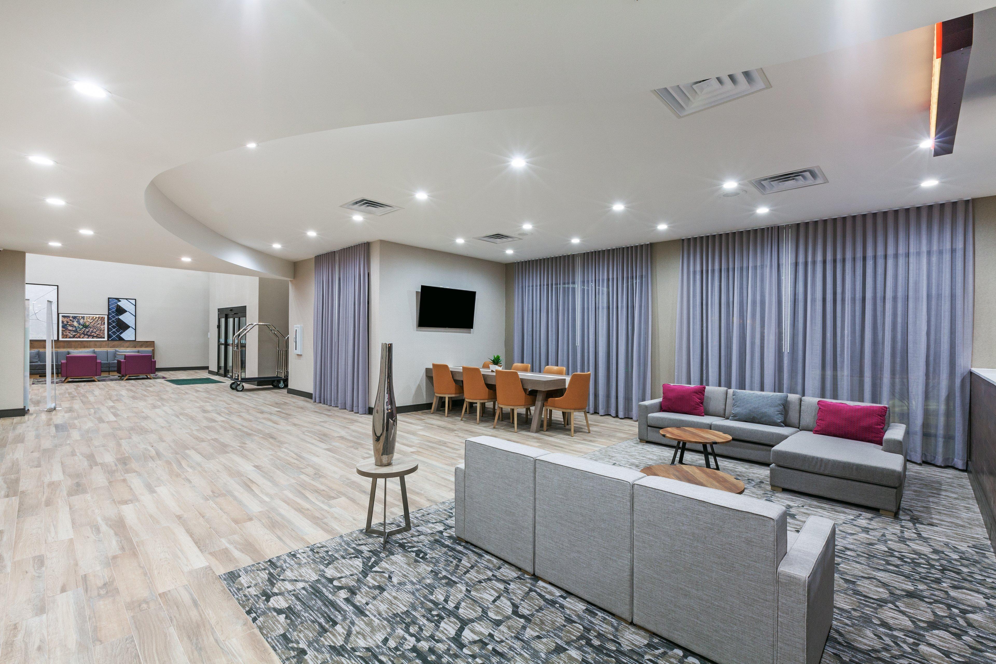 Holiday Inn Lubbock South By Ihg Bagian luar foto